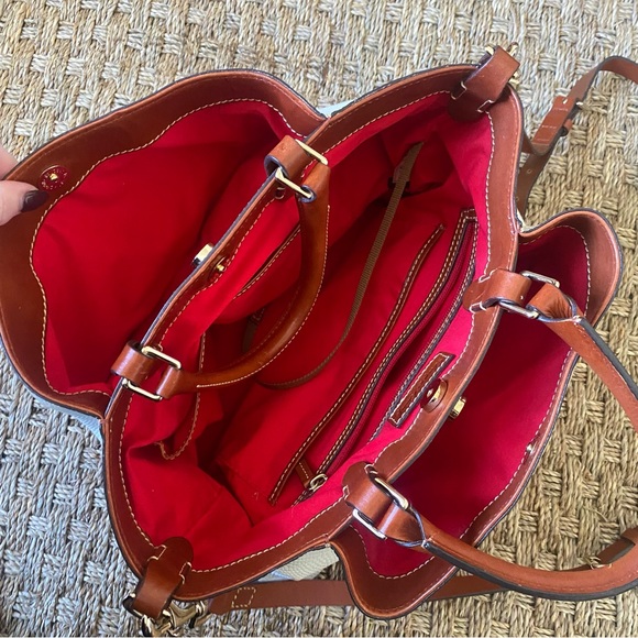 Dooney and Bourke City Flynn bag - Picture 2 of 8